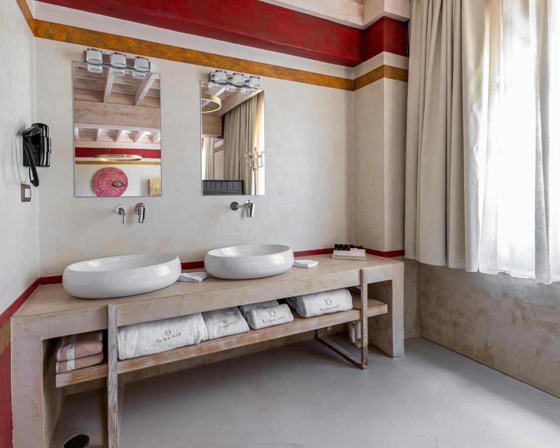 10gr Boutique & Wine Bar 5*